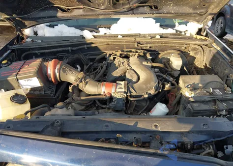 2005 Toyota Tacoma Base V6 from USA, damaged, VIN 5TEMU52N75Z134328